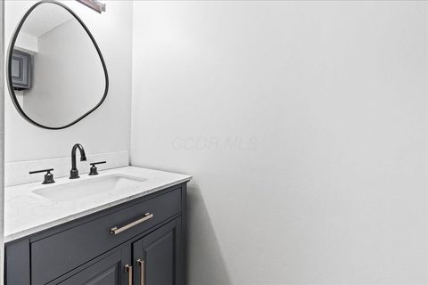 Tiny photo for 4923 Stoneybrook Boulevard 21F #21F, Hilliard, OH 43026 (MLS # 226000519)