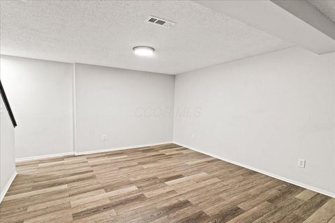 Tiny photo for 4923 Stoneybrook Boulevard 21F #21F, Hilliard, OH 43026 (MLS # 226000519)