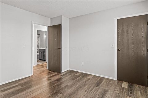 Tiny photo for 4923 Stoneybrook Boulevard 21F #21F, Hilliard, OH 43026 (MLS # 226000519)