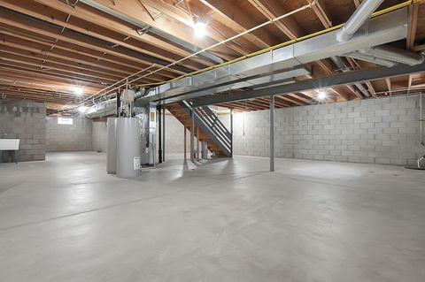 Tiny photo for 2478 Silver Hill Street, Lewis Center, OH 43035 (MLS # 226002875)