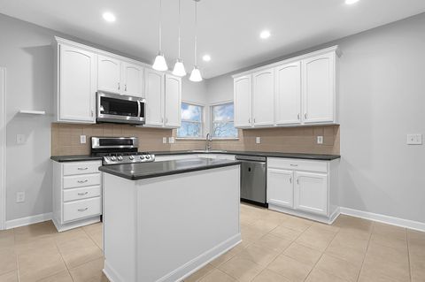 Tiny photo for 2478 Silver Hill Street, Lewis Center, OH 43035 (MLS # 226002875)