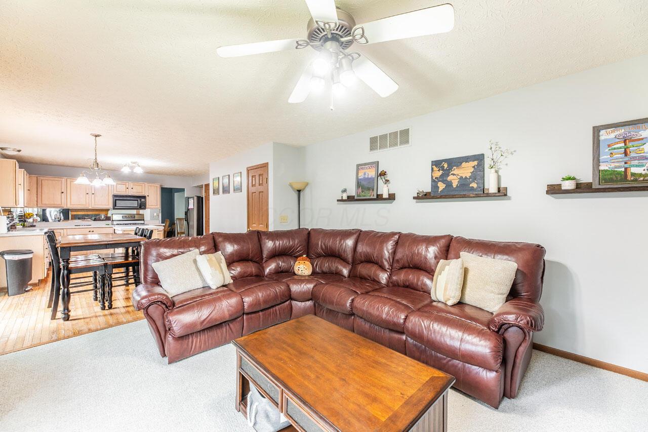 2643 Westrock Drive, Hilliard, Ohio image 14
