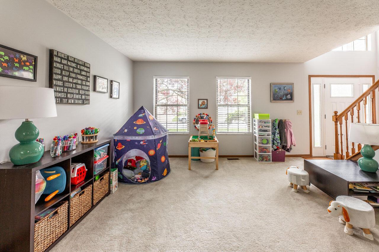 2643 Westrock Drive, Hilliard, Ohio image 6