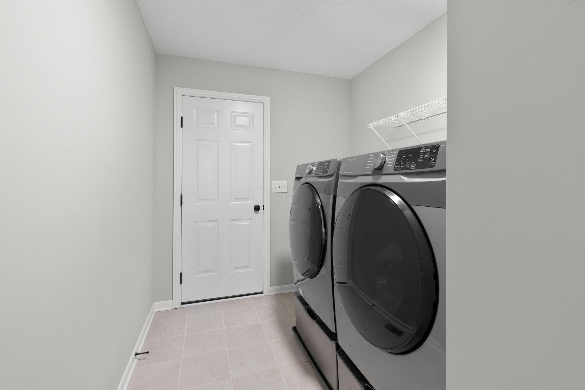 6464 Rockhold Drive, Westerville, Ohio image 32