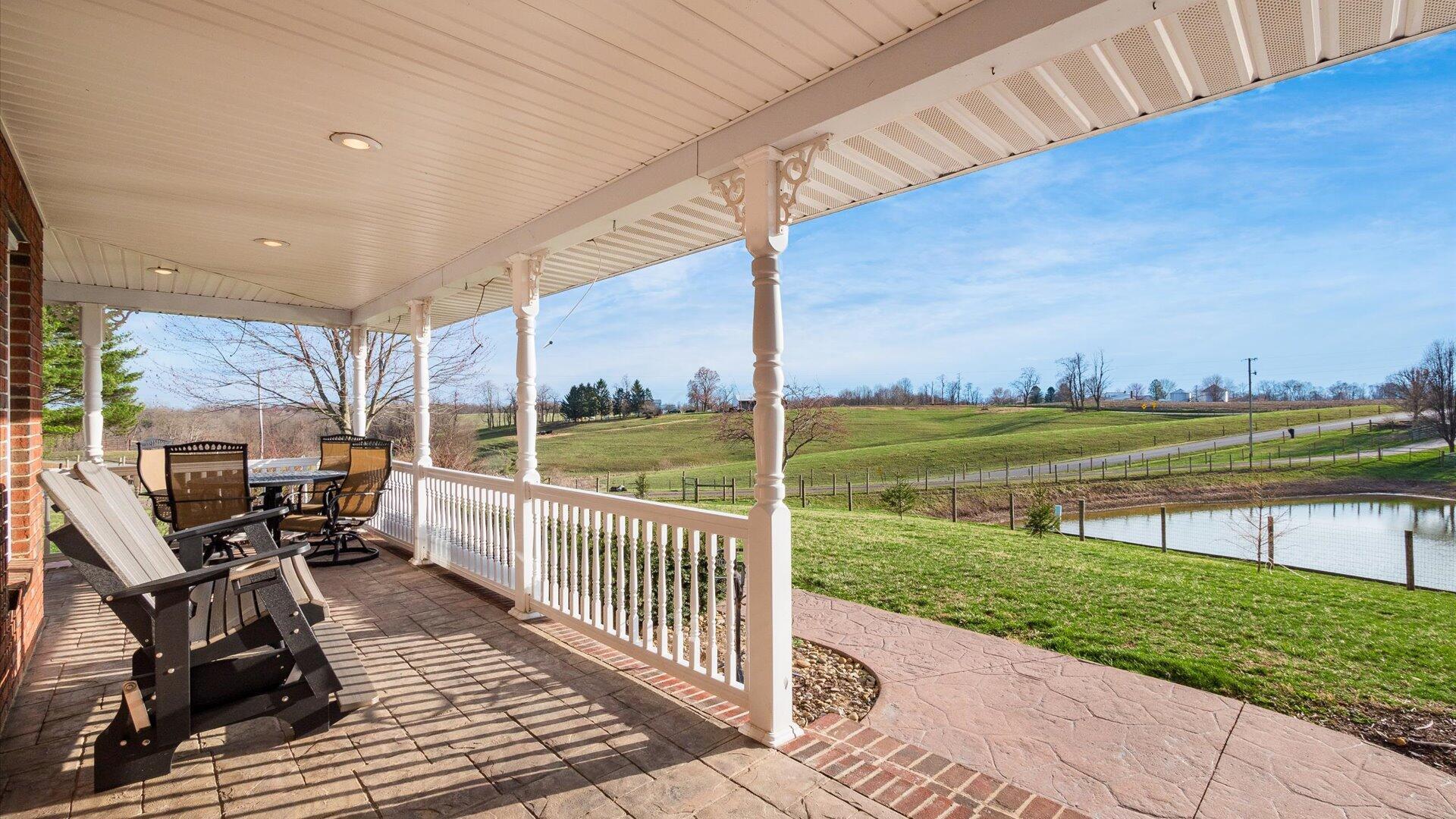 2040 Wesley Chapel Road, Zanesville, Ohio image 11
