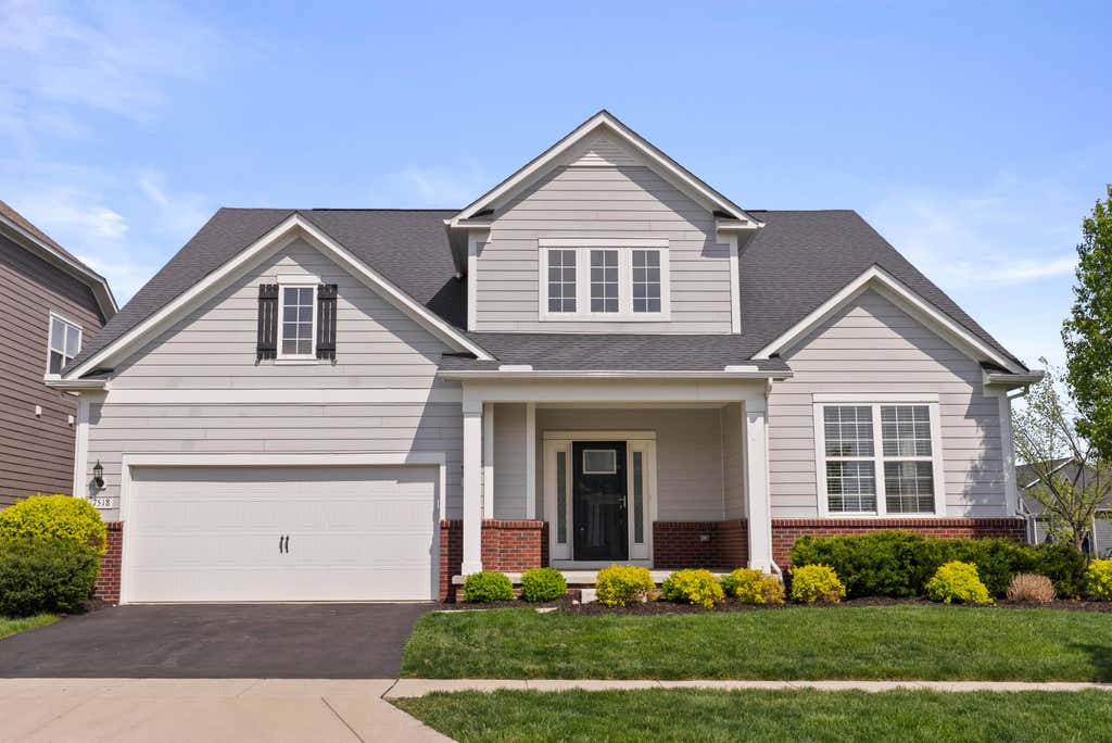 Photo of 7518 Barrister Drive, Dublin, OH 43016 (MLS # 226020567)