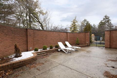 Tiny photo for 5671 Bastille Place, Columbus, OH 43213 (MLS # 226006298)