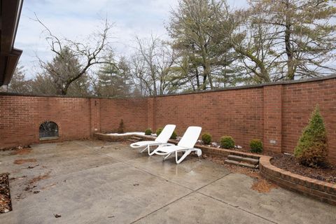 Tiny photo for 5671 Bastille Place, Columbus, OH 43213 (MLS # 226006298)