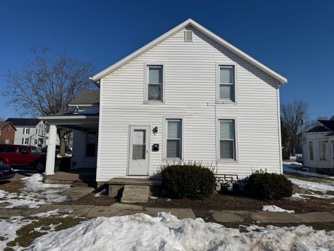 Photo of 405 E Carroll Street, Kenton, OH 43326 (MLS # 226004219)