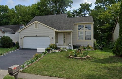 Photo of 6819 Alex Drive, Canal Winchester, OH 43110 (MLS # 226011310)
