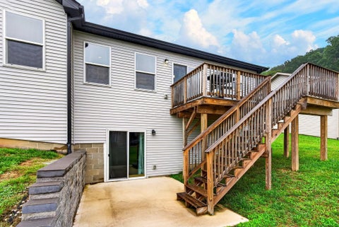 Tiny photo for 13922 Hemlock Parkway, Logan, OH 43138 (MLS # 226036239)