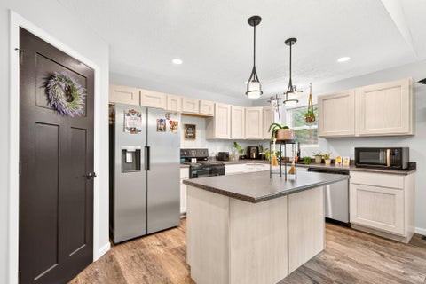 Tiny photo for 13922 Hemlock Parkway, Logan, OH 43138 (MLS # 226036239)