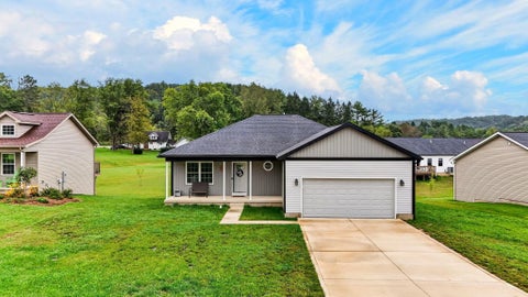 Tiny photo for 13922 Hemlock Parkway, Logan, OH 43138 (MLS # 226036239)