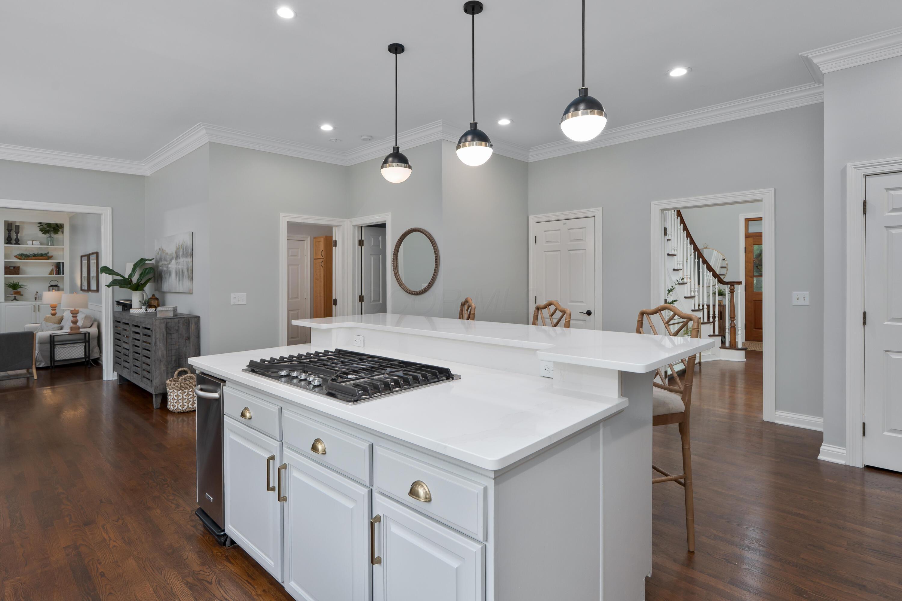 8824 Turfway Bend Drive, Powell, Ohio image 23