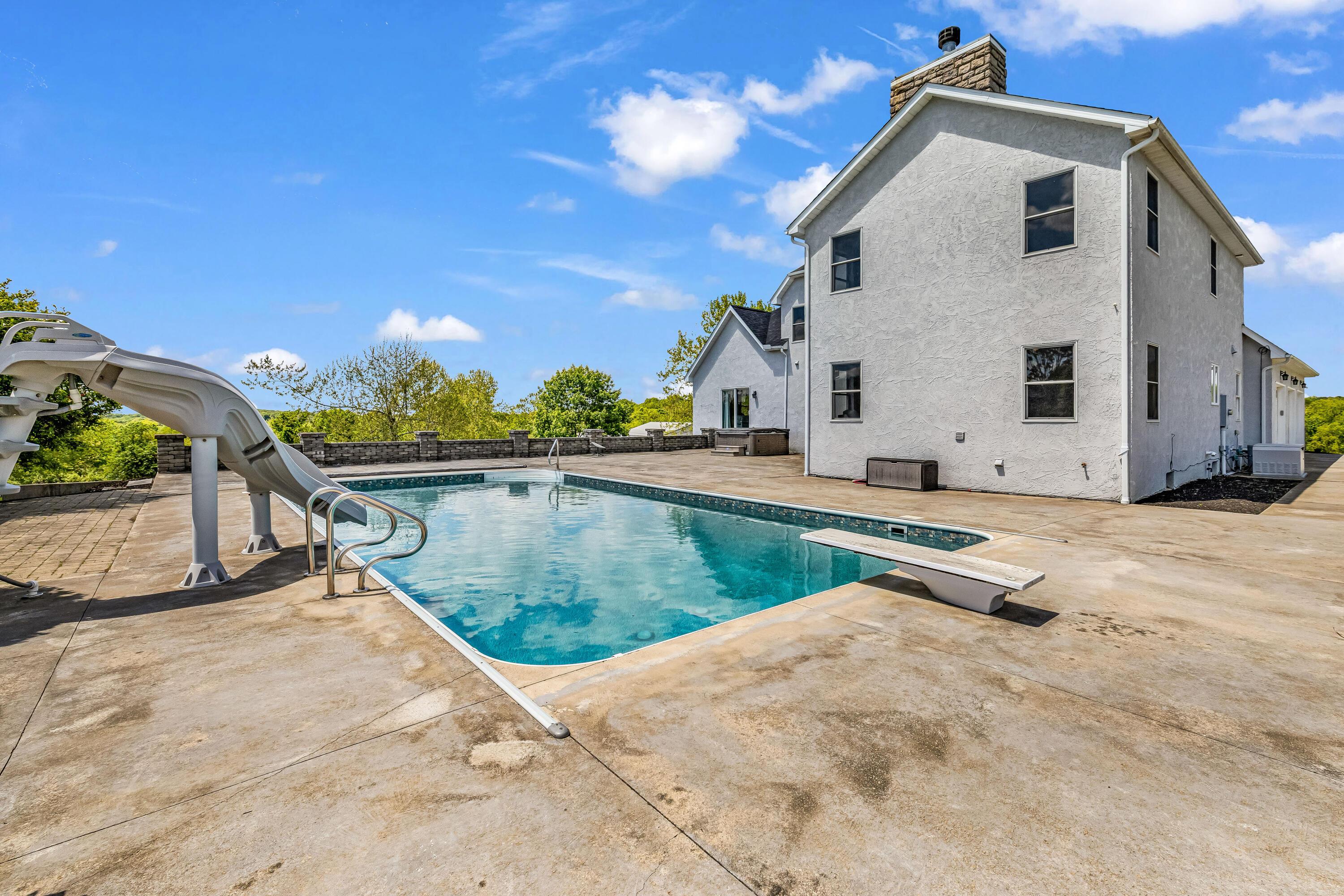 16689 Bailor Rd, Laurelville, OH, 43135, USA, 5 Bedrooms Bedrooms, ,5 BathroomsBathrooms,Residential,Active,16689 Bailor Rd,226016523