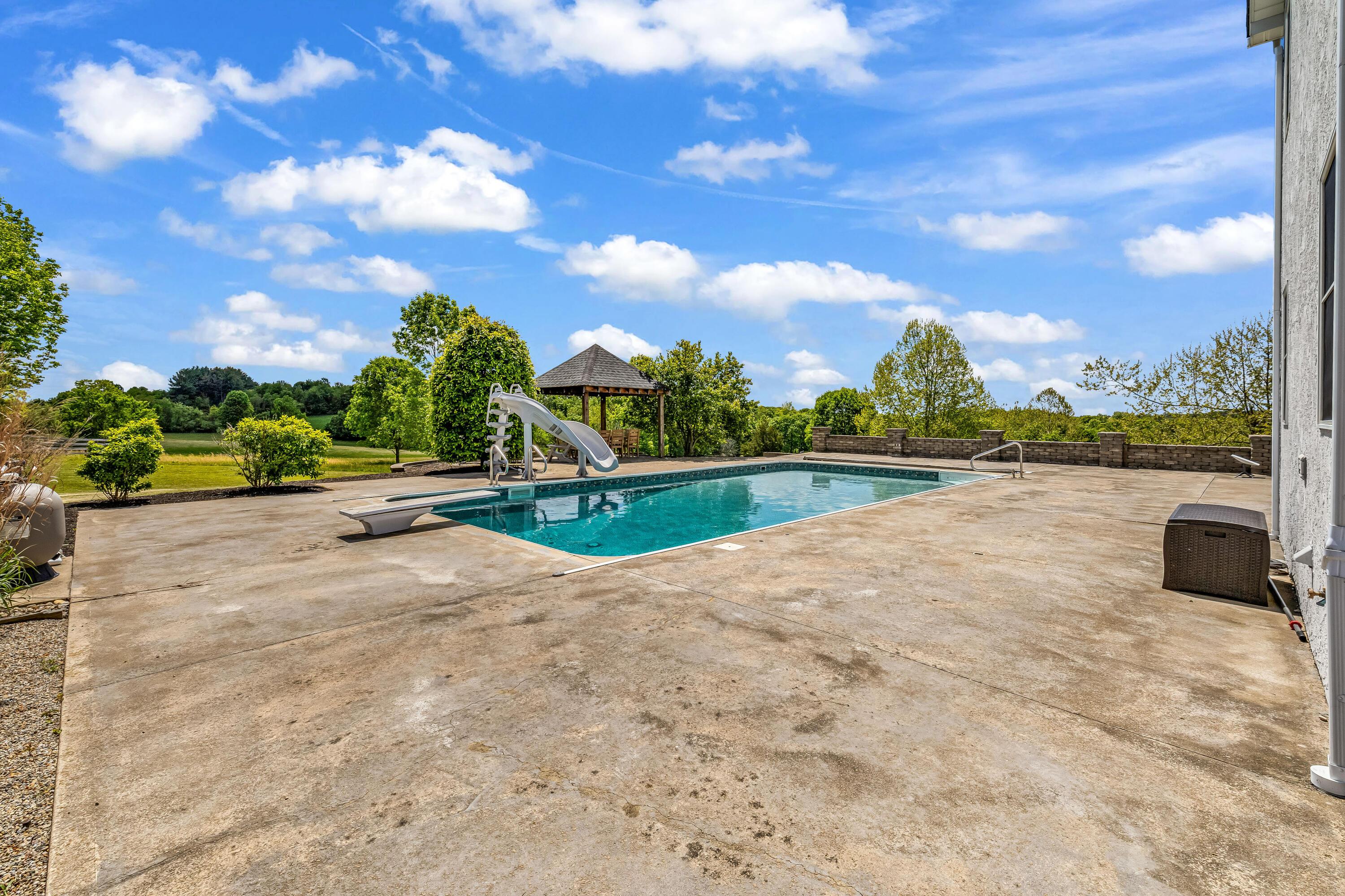 16689 Bailor Rd, Laurelville, OH, 43135, USA, 5 Bedrooms Bedrooms, ,5 BathroomsBathrooms,Residential,Active,16689 Bailor Rd,226016523