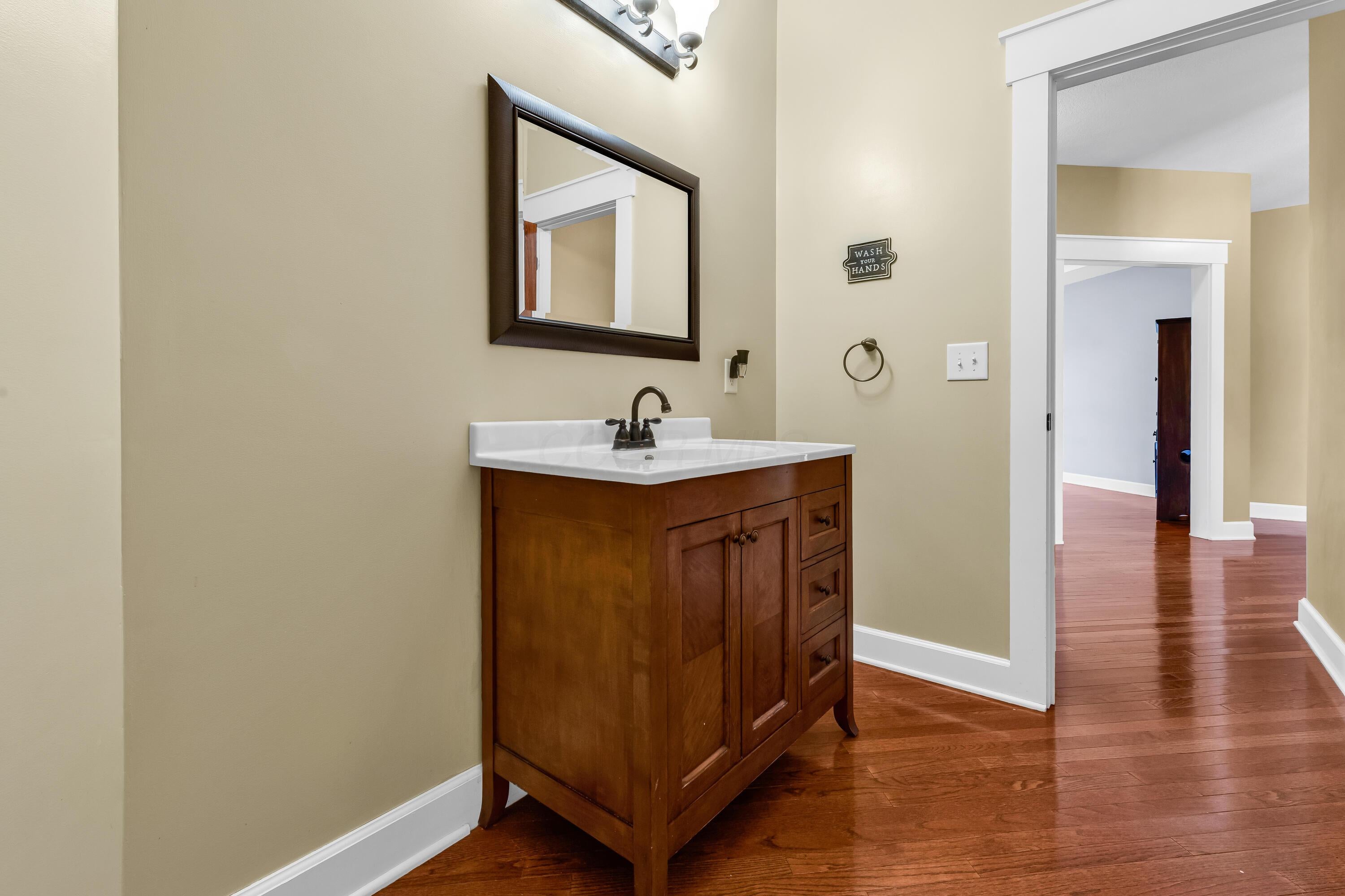 16689 Bailor Rd, Laurelville, OH, 43135, USA, 5 Bedrooms Bedrooms, ,5 BathroomsBathrooms,Residential,Active,16689 Bailor Rd,226016523