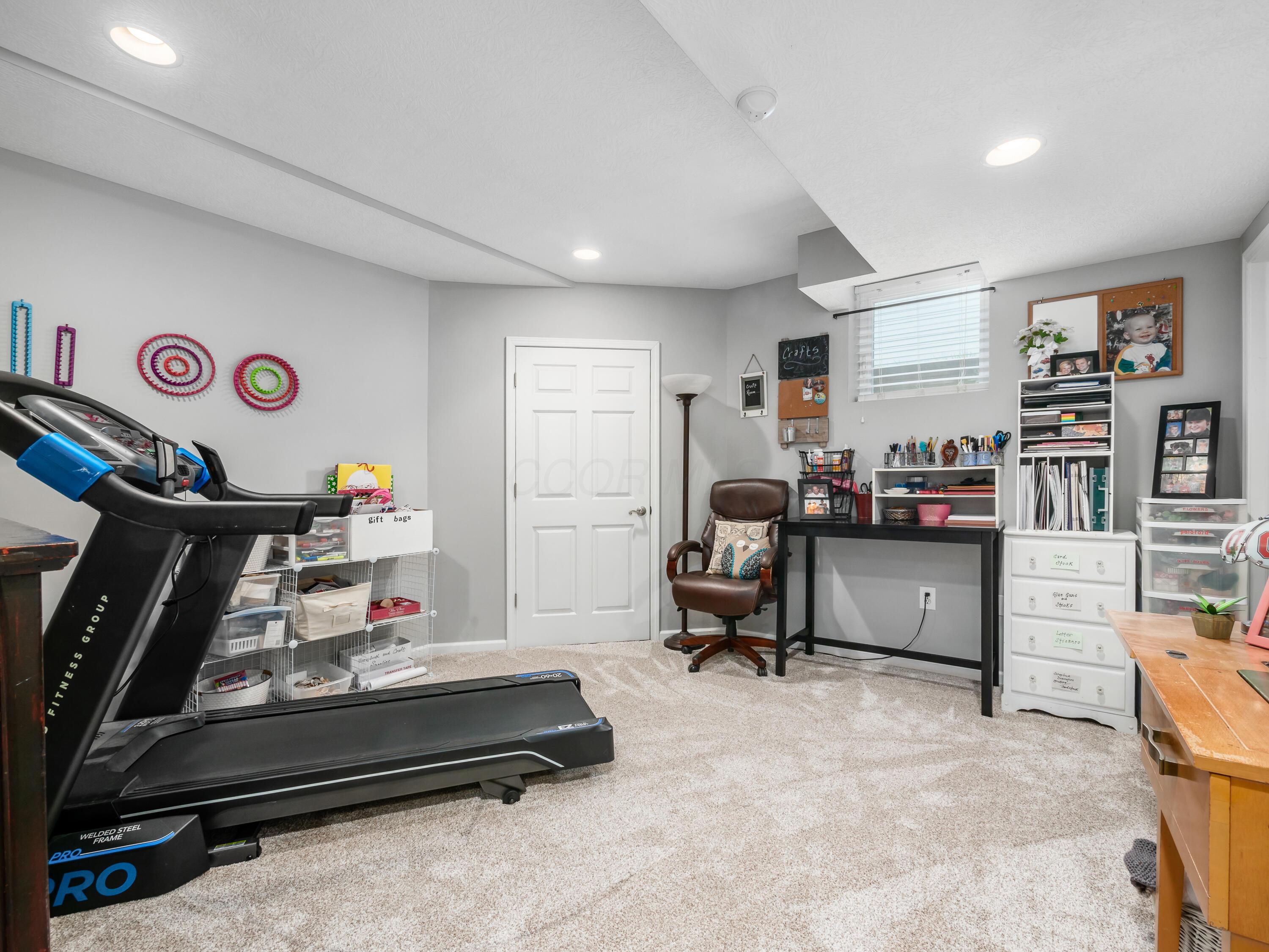 2019 Autumn Wind Drive, Grove City, Ohio image 27