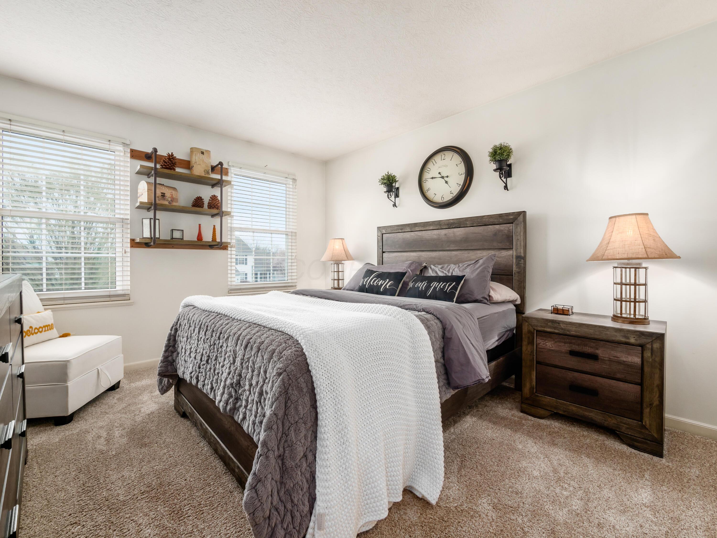2019 Autumn Wind Drive, Grove City, Ohio image 20