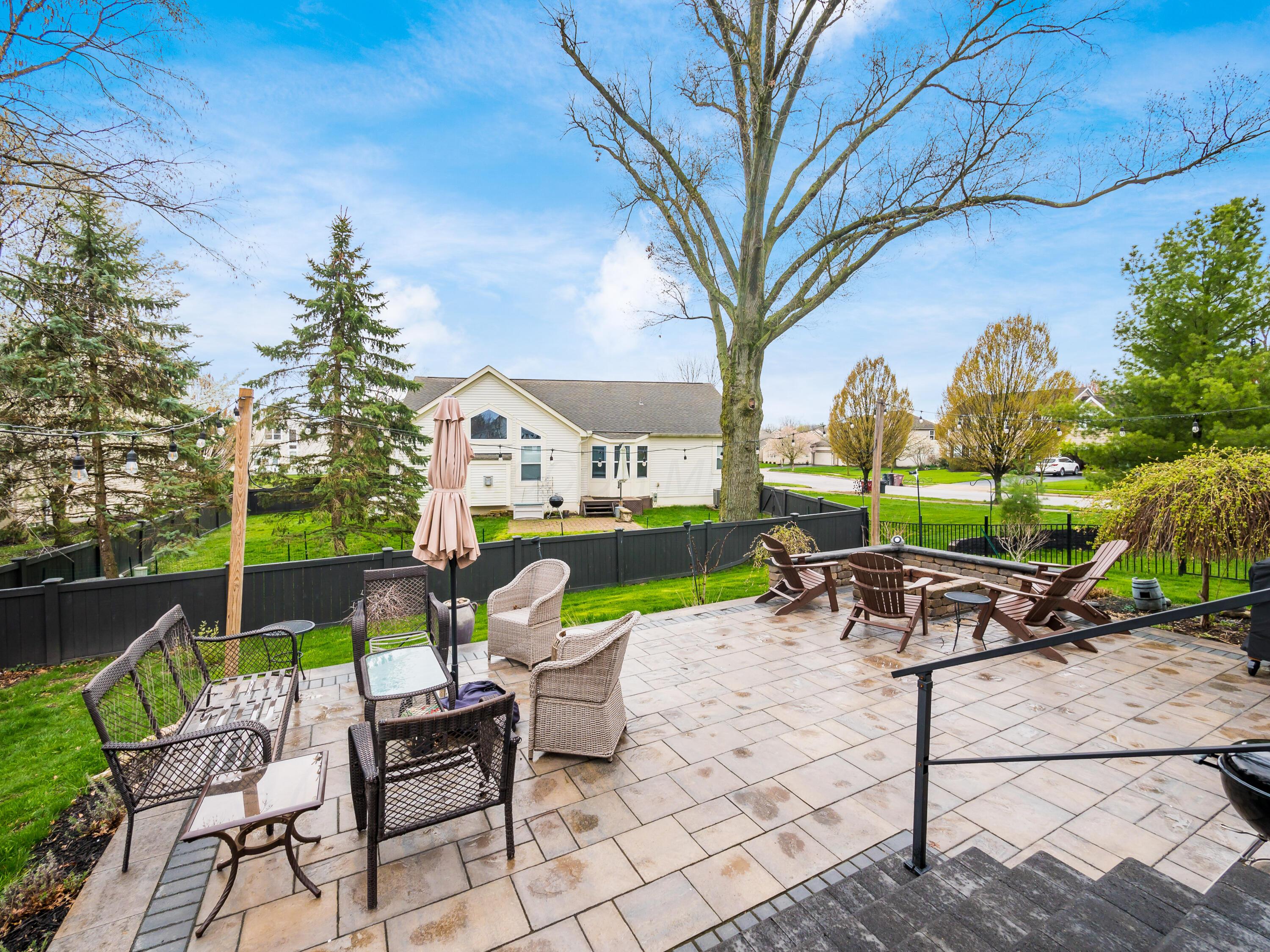 2019 Autumn Wind Drive, Grove City, Ohio image 30