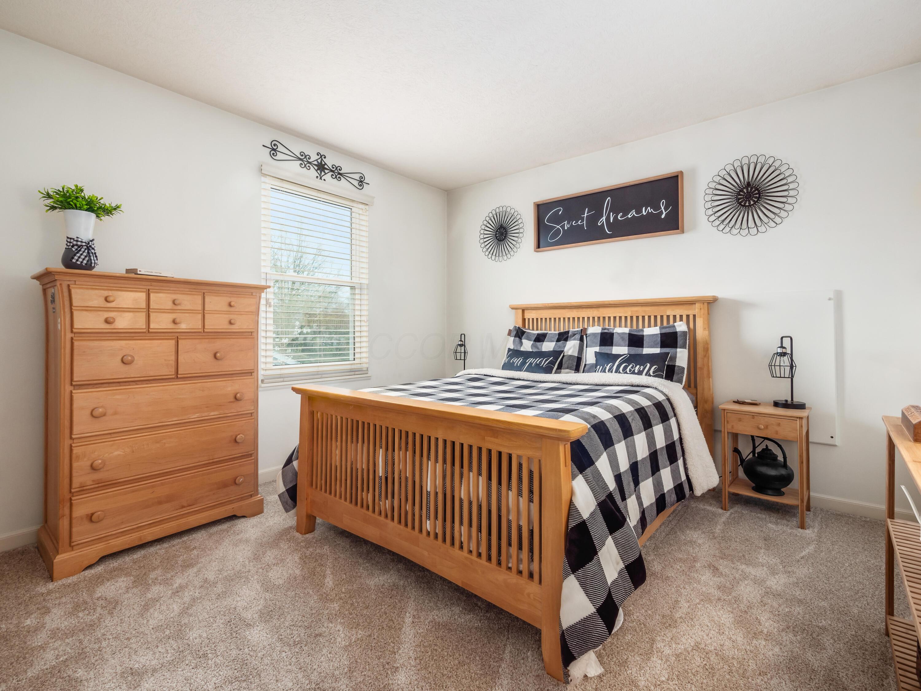 2019 Autumn Wind Drive, Grove City, Ohio image 21