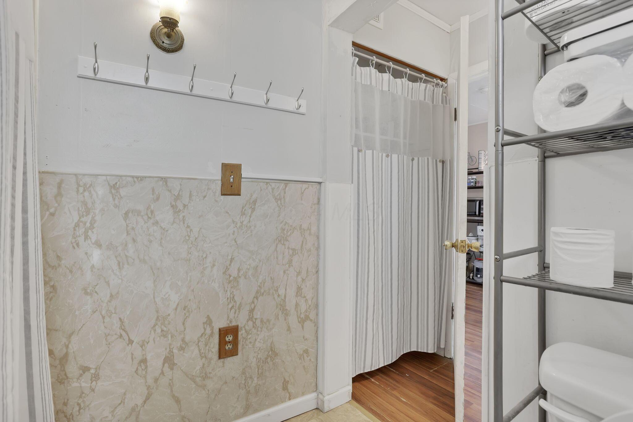 1227 E Chestnut Street, Lancaster, Ohio image 19