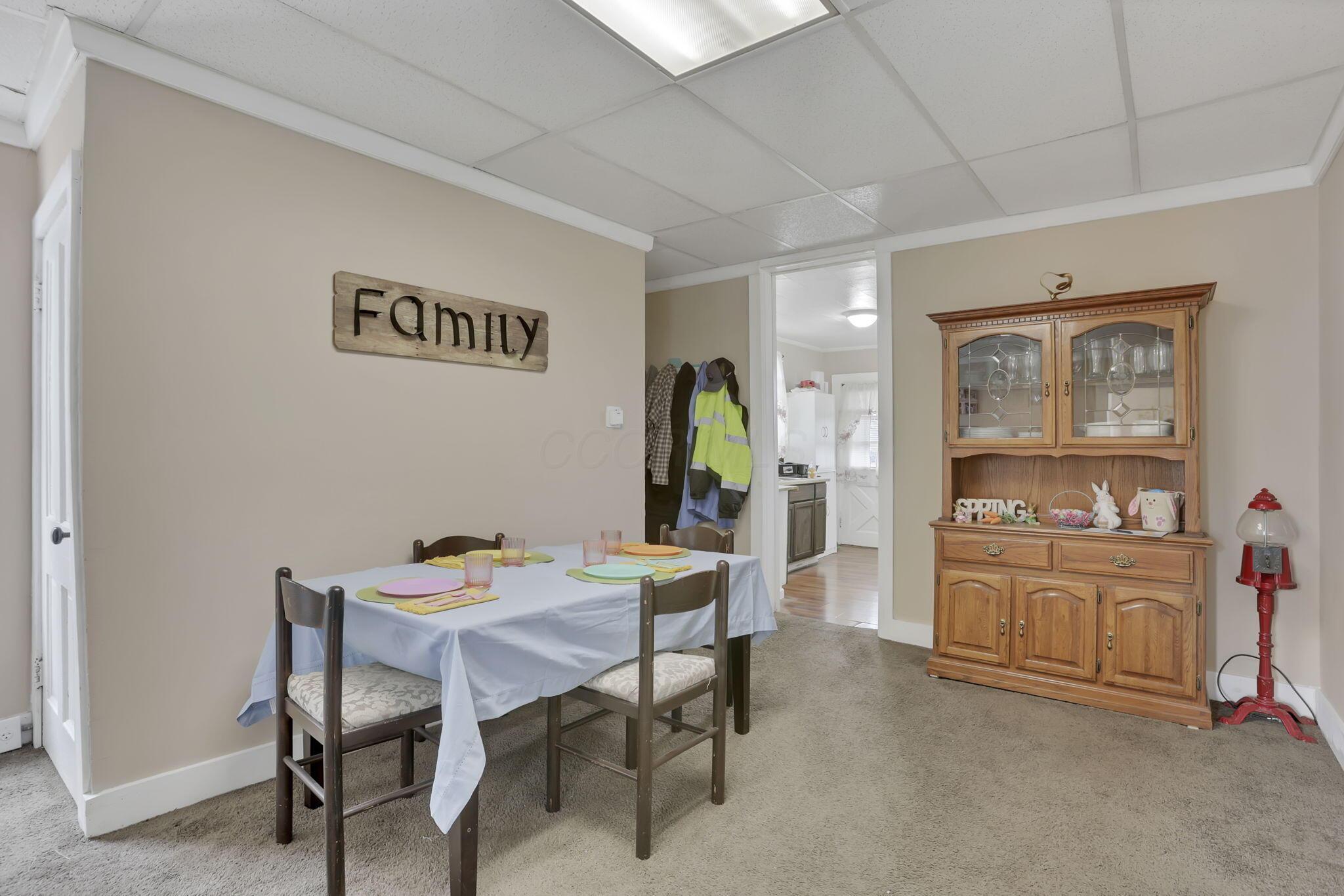 1227 E Chestnut Street, Lancaster, Ohio image 12