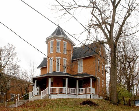 229 N Sandusky Street Delaware OH 43015