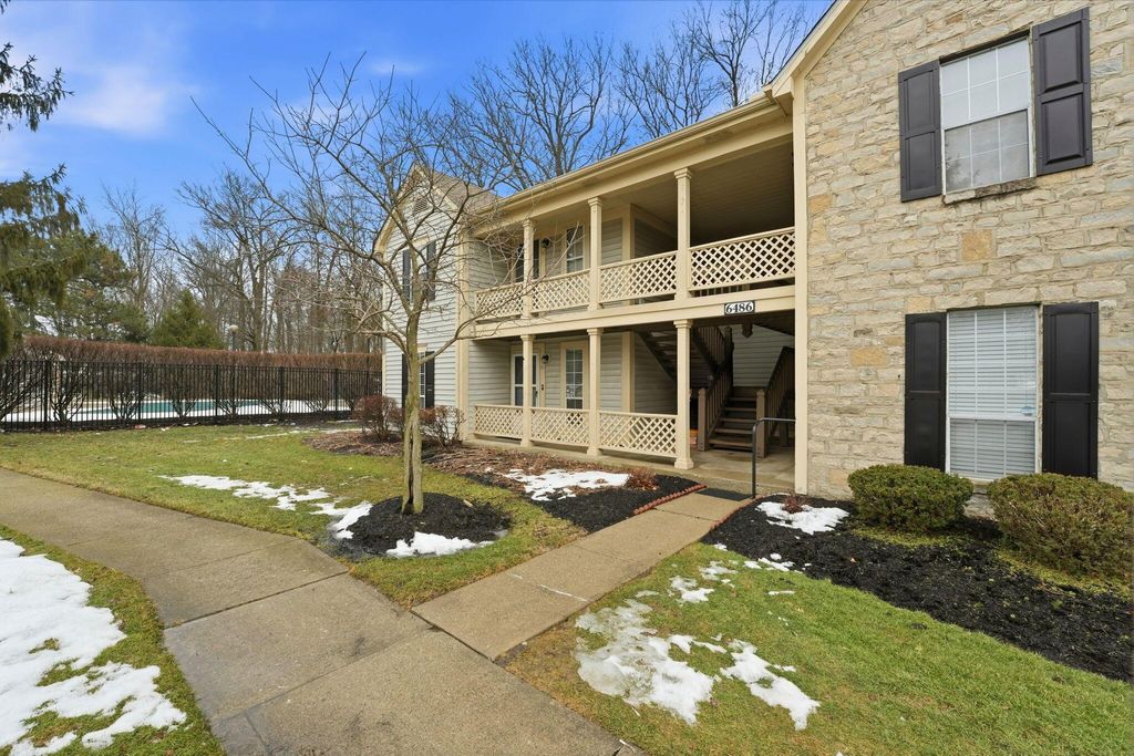 Photo of 6486 Reflections A #A, Dublin, OH 43017 (MLS # 226004562)