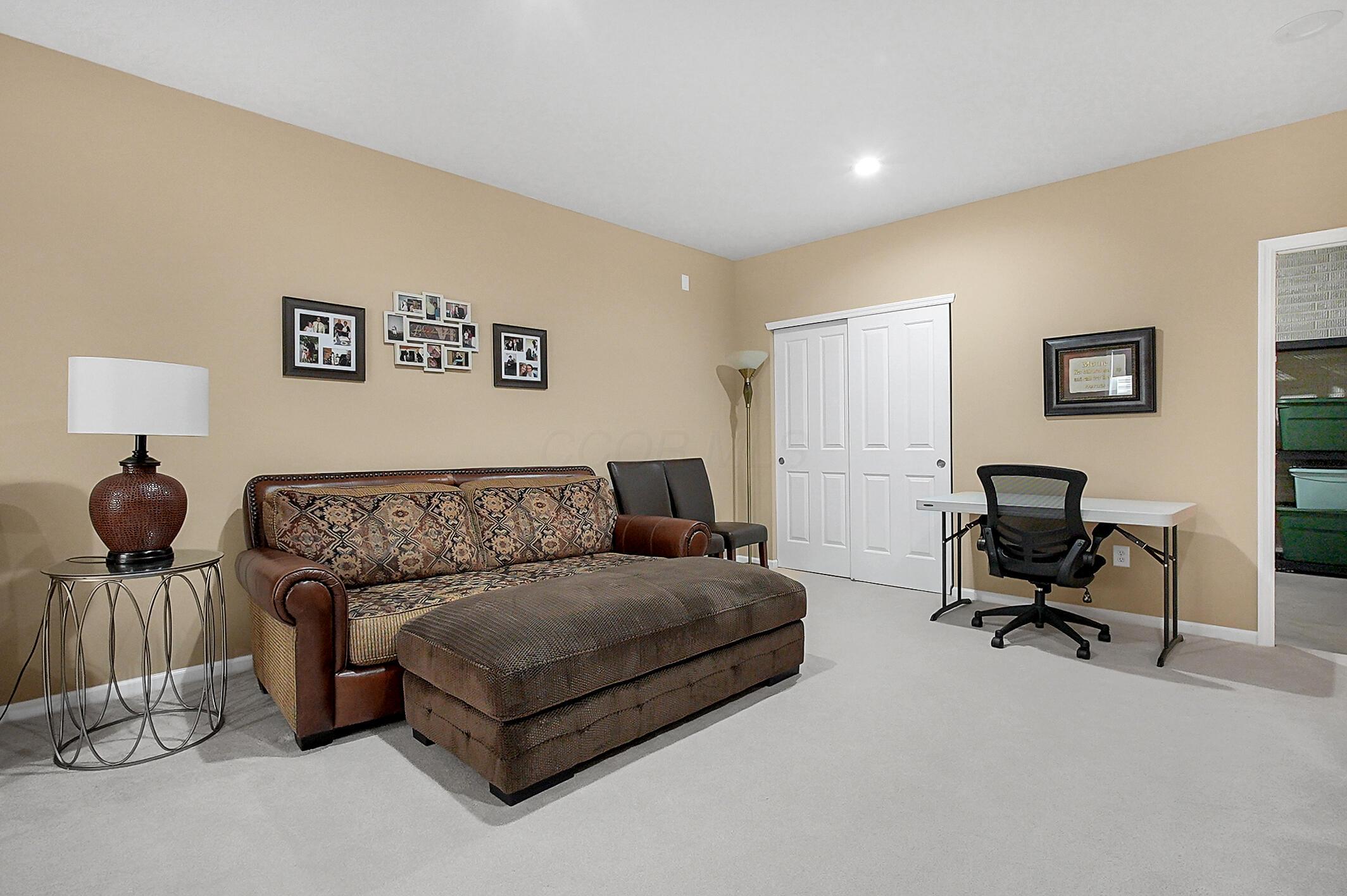 4756 Clubpark Drive, Hilliard, Ohio image 29