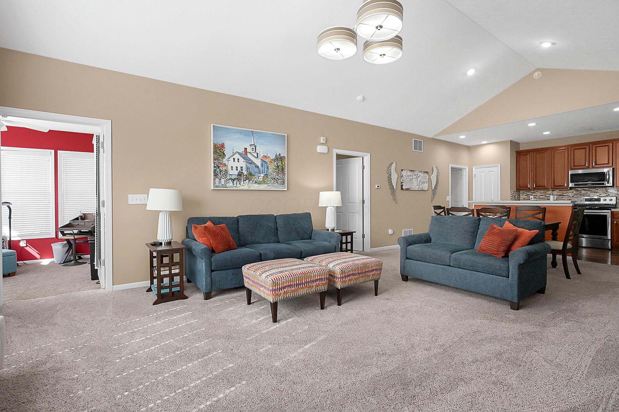 4756 Clubpark Drive, Hilliard, Ohio image 6