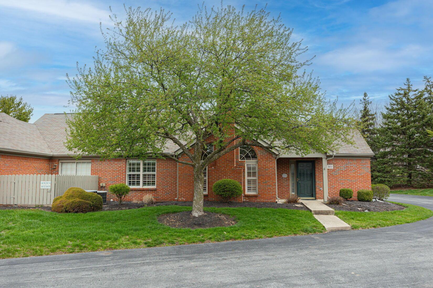 3870 Sandstone Circle, Powell, Ohio image 3