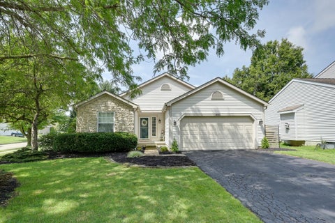 Photo of 9183 Prestwick Green Drive, Columbus, OH 43240 (MLS # 226036943)