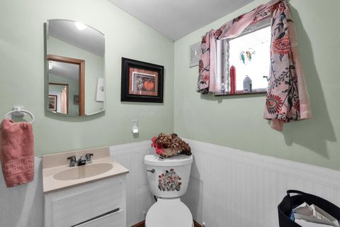 Tiny photo for 315 15th Street, Lancaster, OH 43130 (MLS # 226017578)