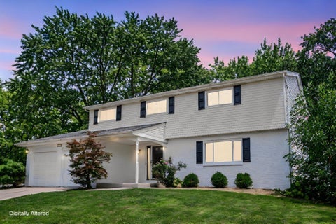 Photo of 180 Landover Road, Columbus, OH 43230 (MLS # 226026376)