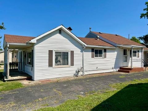 Tiny photo for 1218 S Main Street, Washington Court House, OH 43160 (MLS # 226027733)