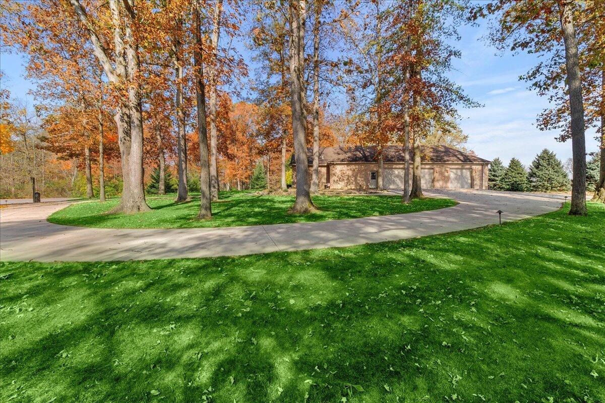 8749 Liberty Trace Lane, West Liberty, Ohio image 10