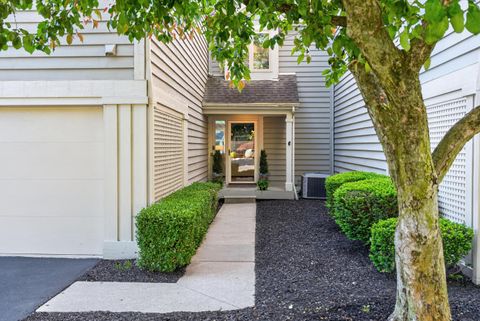 Photo of 6029 Glenbarr Place, Dublin, OH 43017 (MLS # 226016878)