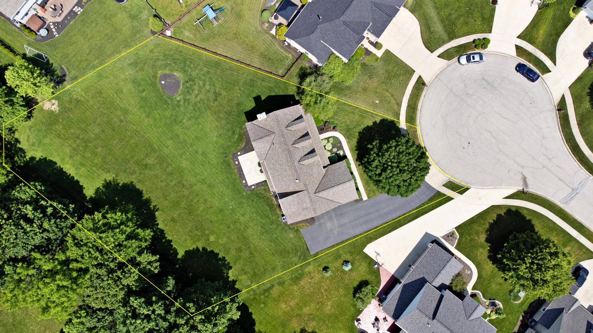 2360 Rufus Court, Lewis Center, Ohio image 9