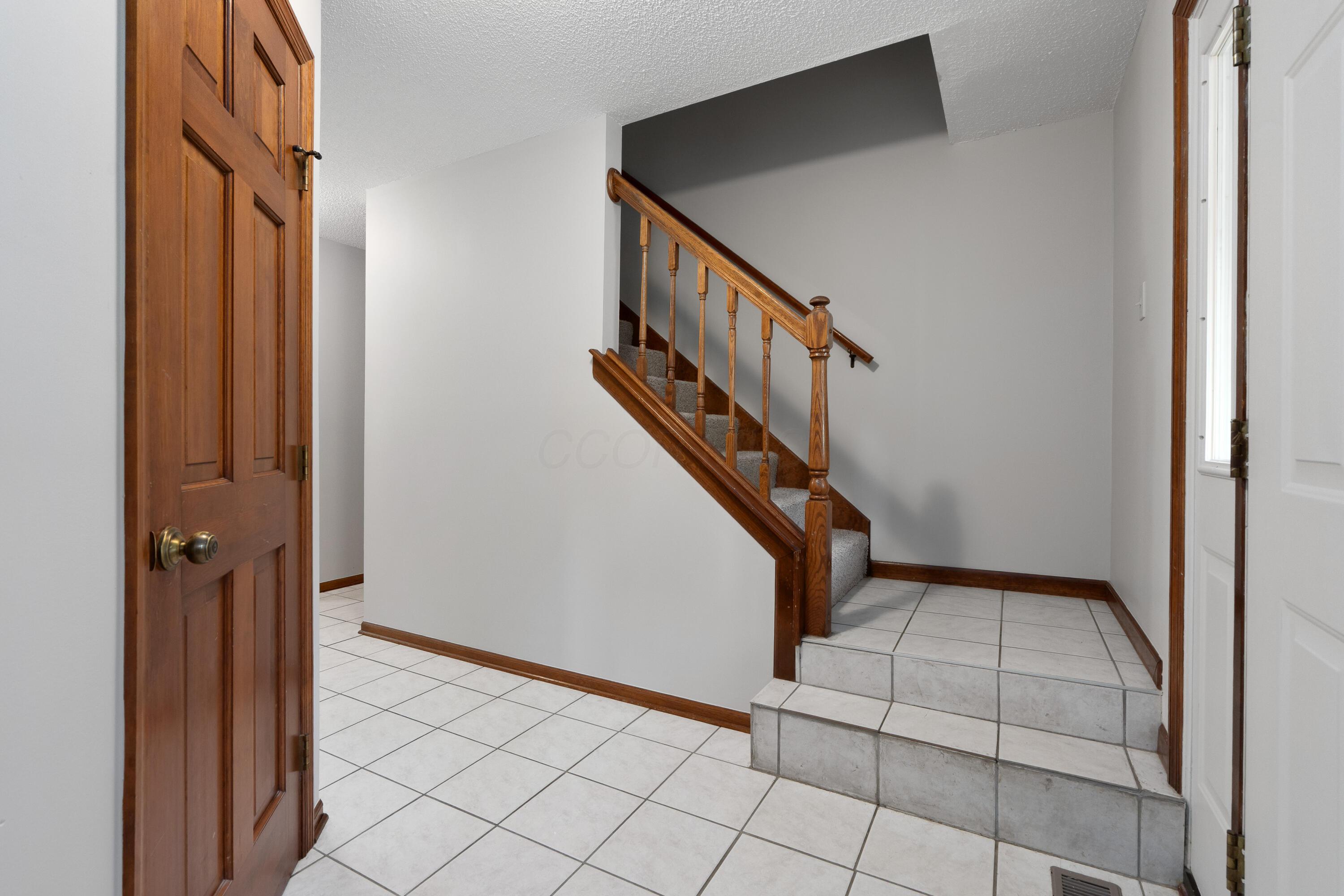 2321 Worthingwoods Boulevard, Powell, Ohio image 14