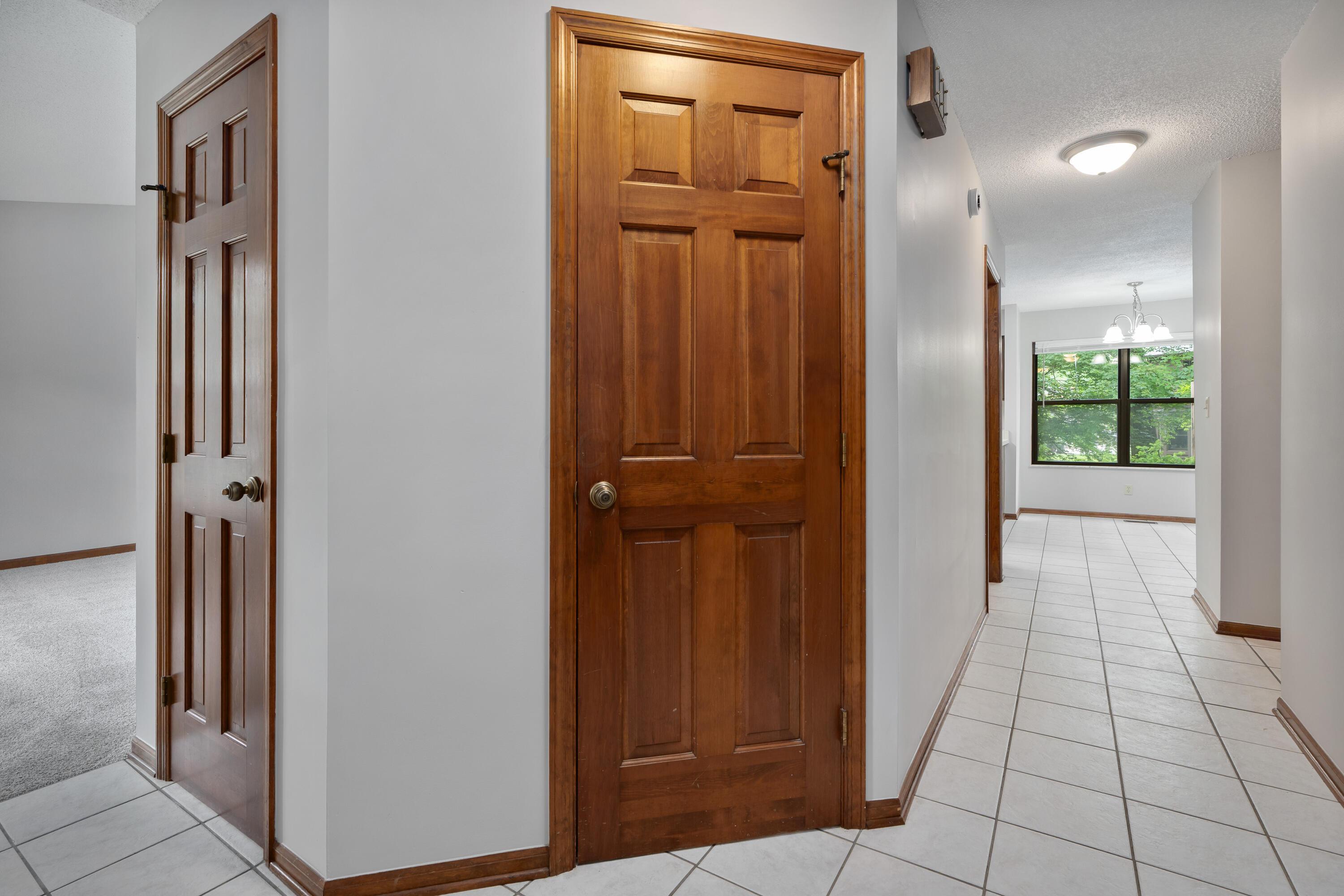 2321 Worthingwoods Boulevard, Powell, Ohio image 15