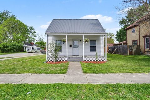 Photo of 191 W Elm Street, Sabina, OH 45169 (MLS # 226013678)