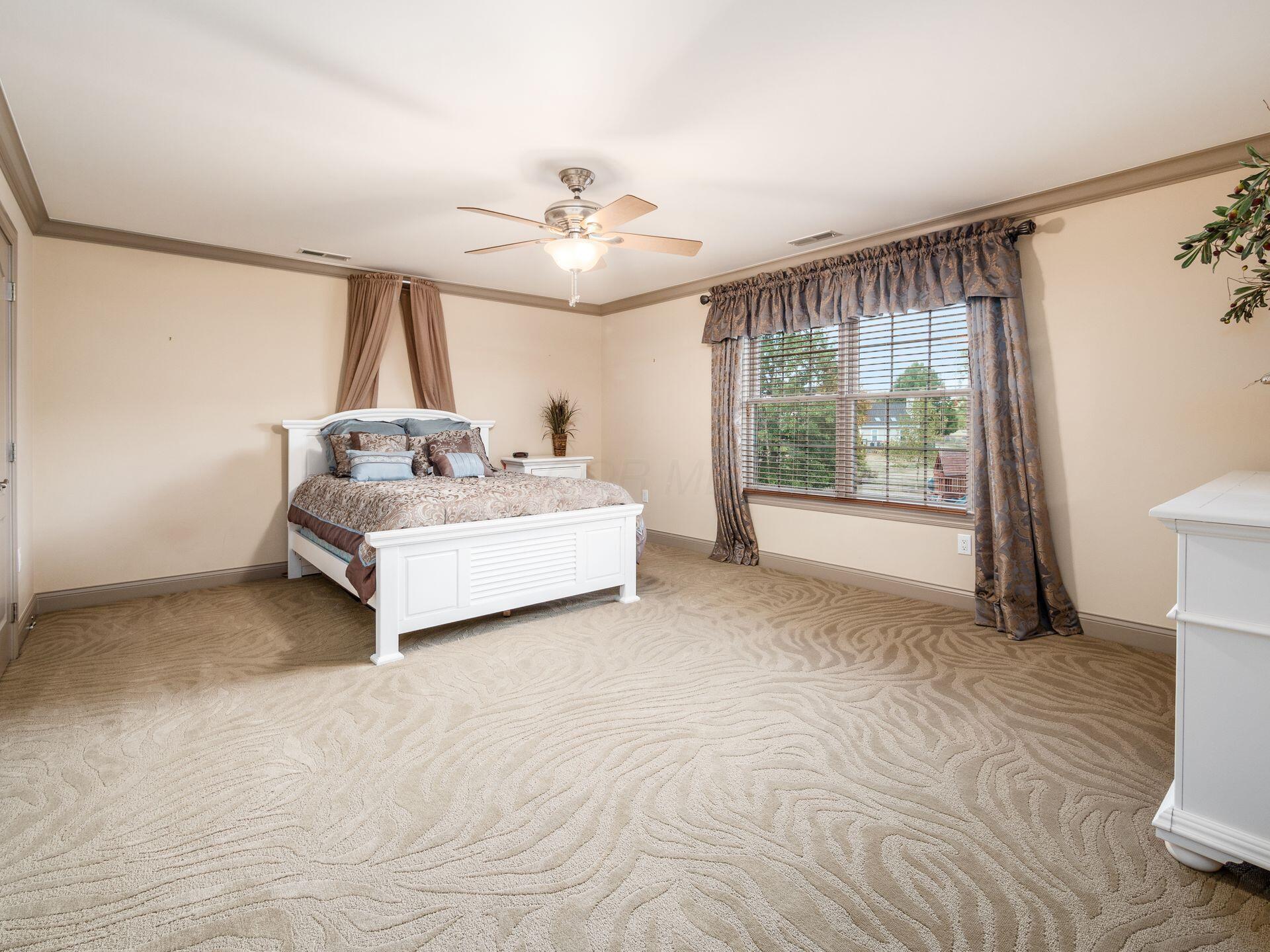 9347 Naples Lane, Dublin, Ohio image 32