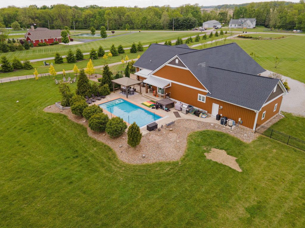 Photo of 14520 Center Village Road, Galena, OH 43021 (MLS # 226016992)