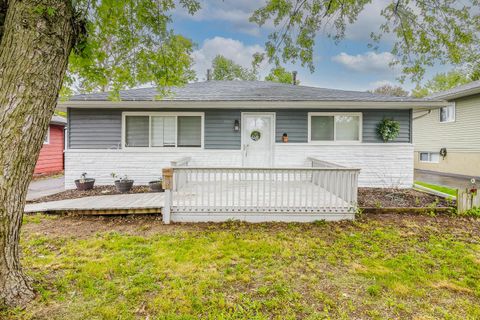 Photo of 780 Basswood Road, Columbus, OH 43207 (MLS # 225016656)