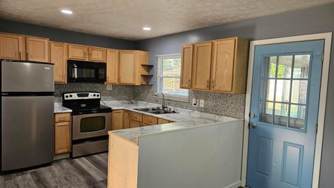 Tiny photo for 435 Redmond Road, Columbus, OH 43228 (MLS # 225037525)