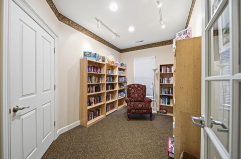 Tiny photo for 1393 Cascade Drive 19 #19, Grove City, OH 43123 (MLS # 225044765)