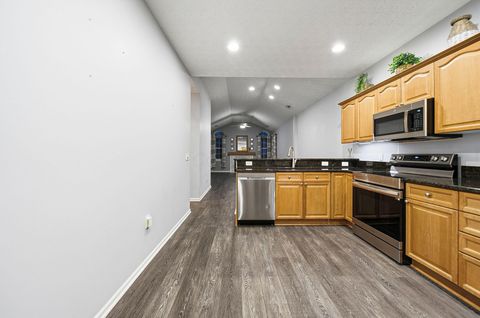 Tiny photo for 1393 Cascade Drive 19 #19, Grove City, OH 43123 (MLS # 225044765)