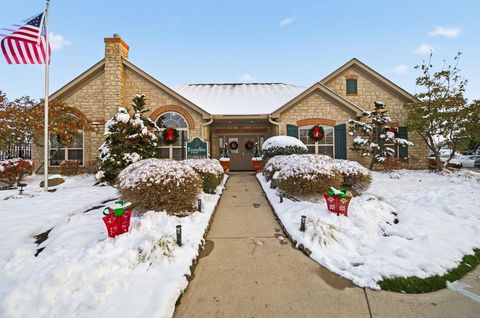 Tiny photo for 1393 Cascade Drive 19 #19, Grove City, OH 43123 (MLS # 225044765)