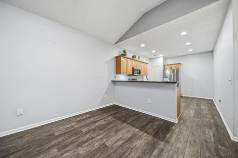 Tiny photo for 1393 Cascade Drive 19 #19, Grove City, OH 43123 (MLS # 225044765)